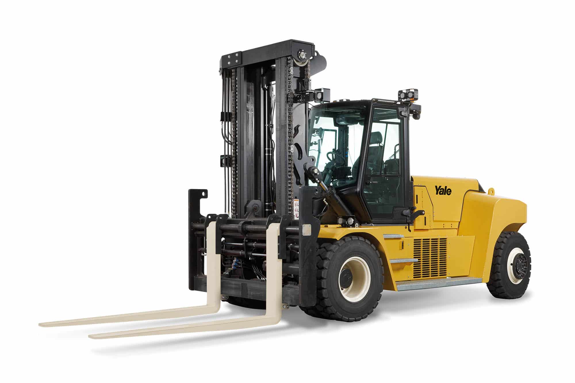 Heavy-duty heftrucks met luchtbanden